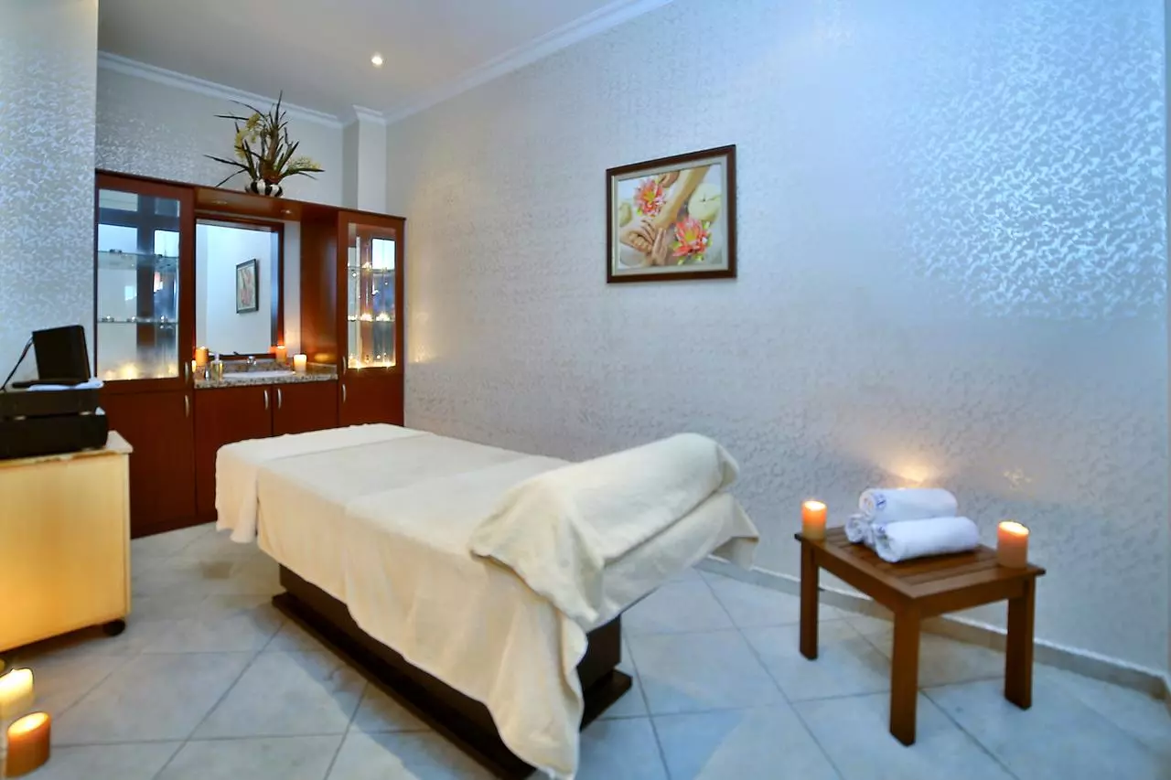 هتل گرند جواهر استانبول 09-4558